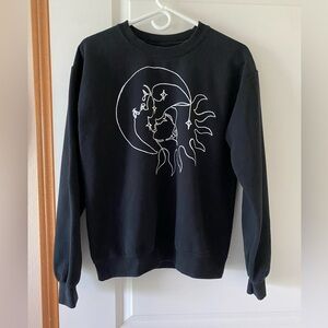 Women’s Black Sweatshirt With White Sun & Moon Design Medal